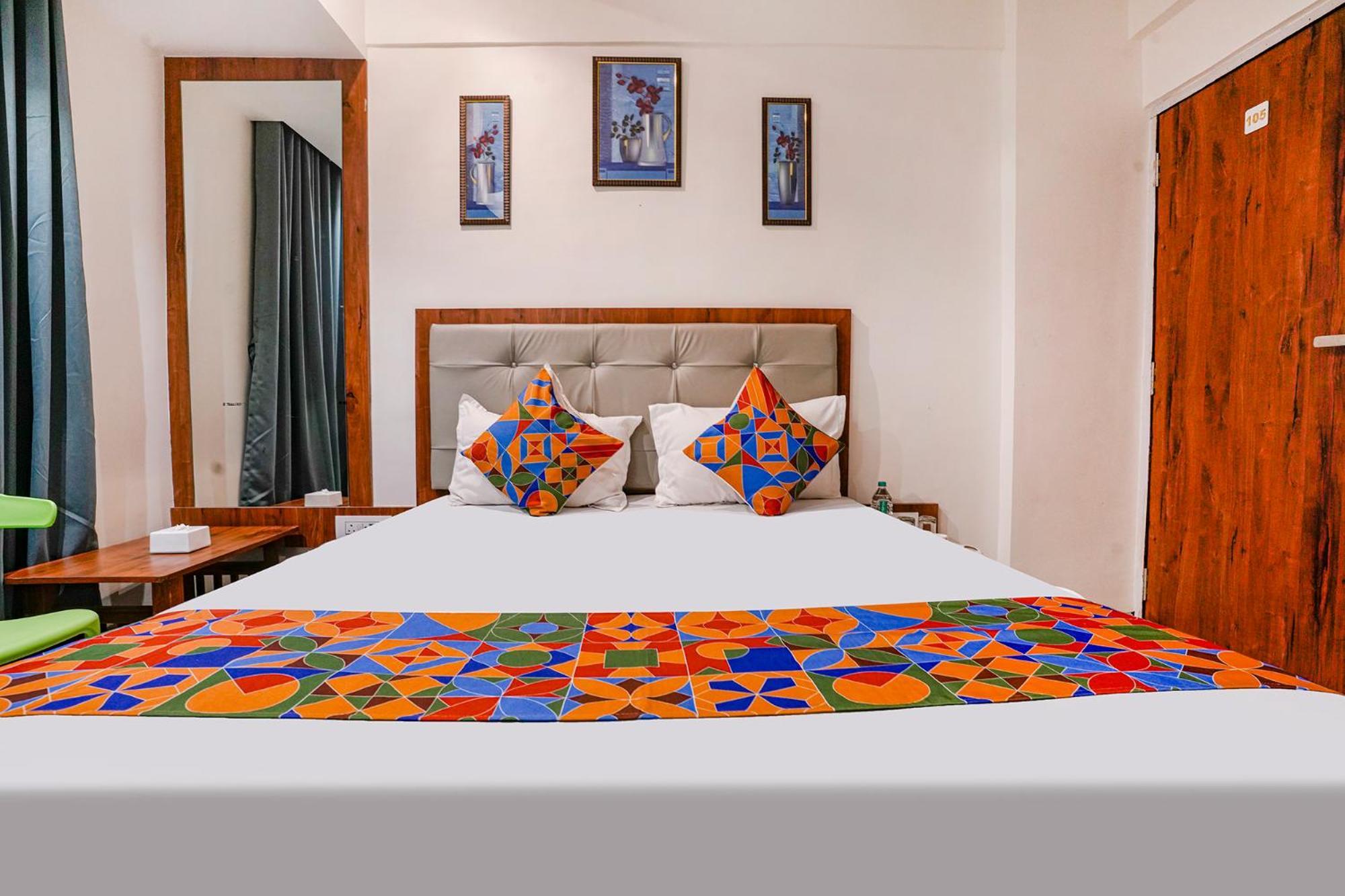 Hotel Fabexpress Utsav Residency - Nr Panvel Jāmb Exterior foto
